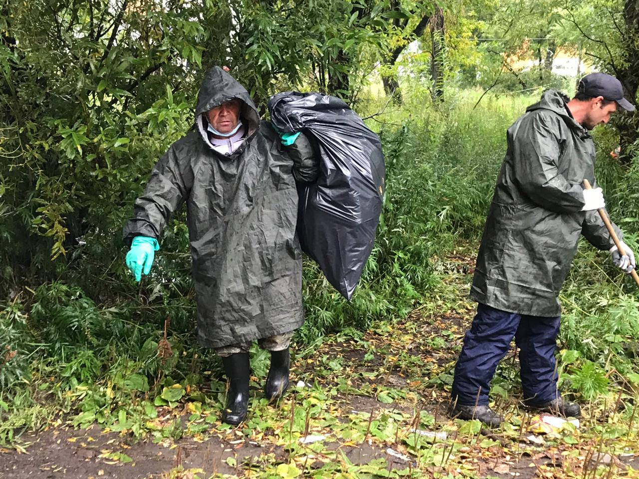 18-20 сентября. Дождливое окончание недели и «сырые» выходные не стали ограничением для плановой работы по уборке города